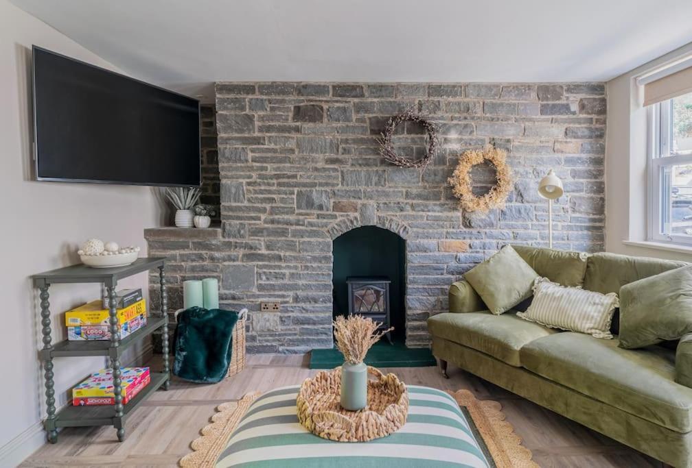 Cottage Cwtch Pontneddfechan المظهر الخارجي الصورة
